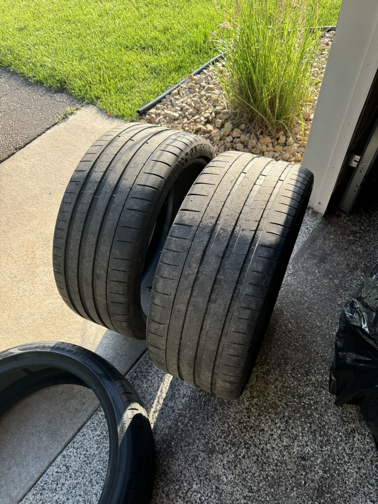 255/35/21   265/35/21