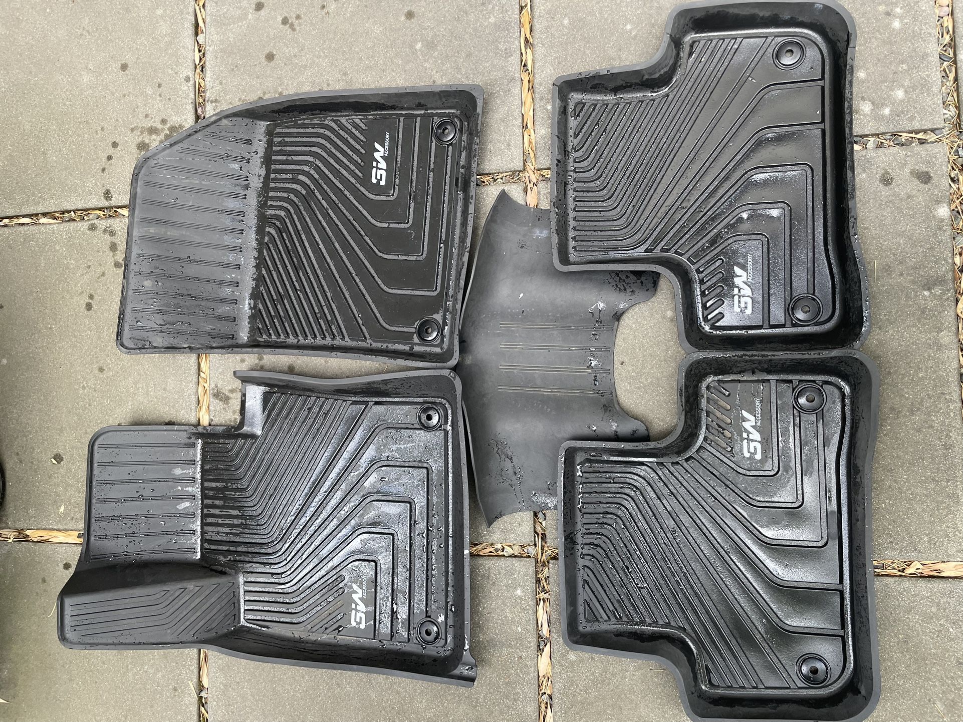 XC60 Mats And Accessories