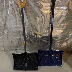 2 Snow Shovels PENDING