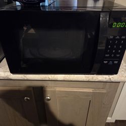 Amazon smart microwave