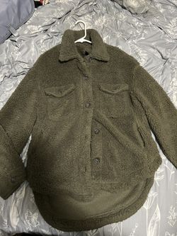 Oversized fuzzy coat LARGE