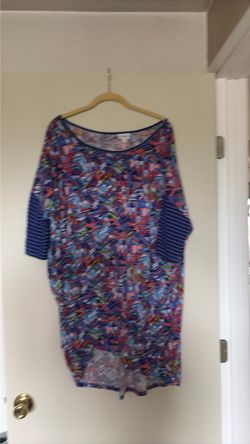 Multicolor Abstract Print Tunic Top