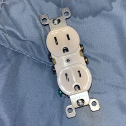 Light Socket 