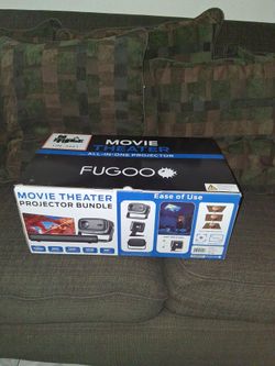 🎬 Movie Theater Projector for Sale