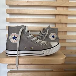 Girls converse