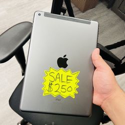 iPad 9th Gen 64GB WiFi LTE