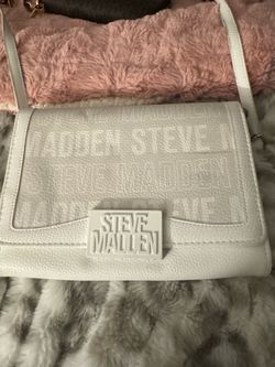 Cross the shoulder bag