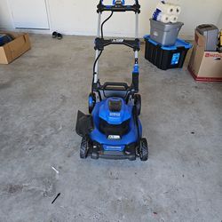 Battery Lawn Mower And Weed Eater