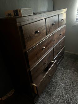 Dresser