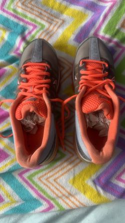 Air max’s orange and grey