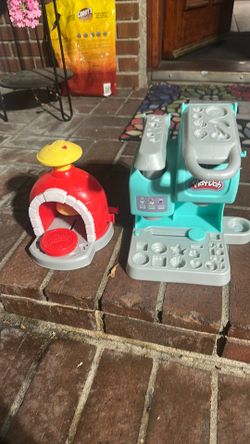 Playdoh toys pizza oven and ice cream machine