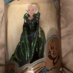 Marilyn Monroe doll