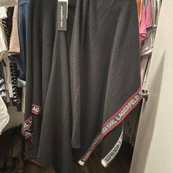 Karl Lagerfeld shawl