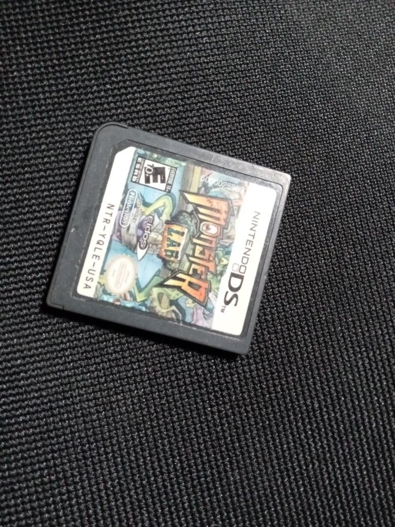 Nintendo DS Monster 🧪🧫