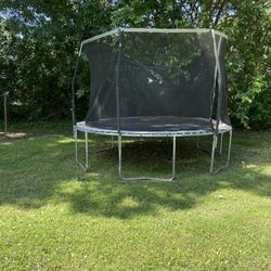 Trampoline 