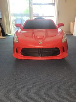 Electronic toy car
