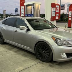 2014 Hyundai Equus