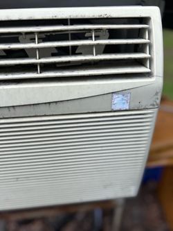 Air conditioner $60 cold!!!