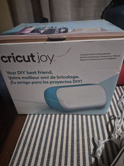 Cricut Joy Compact Smart Cutting Machine