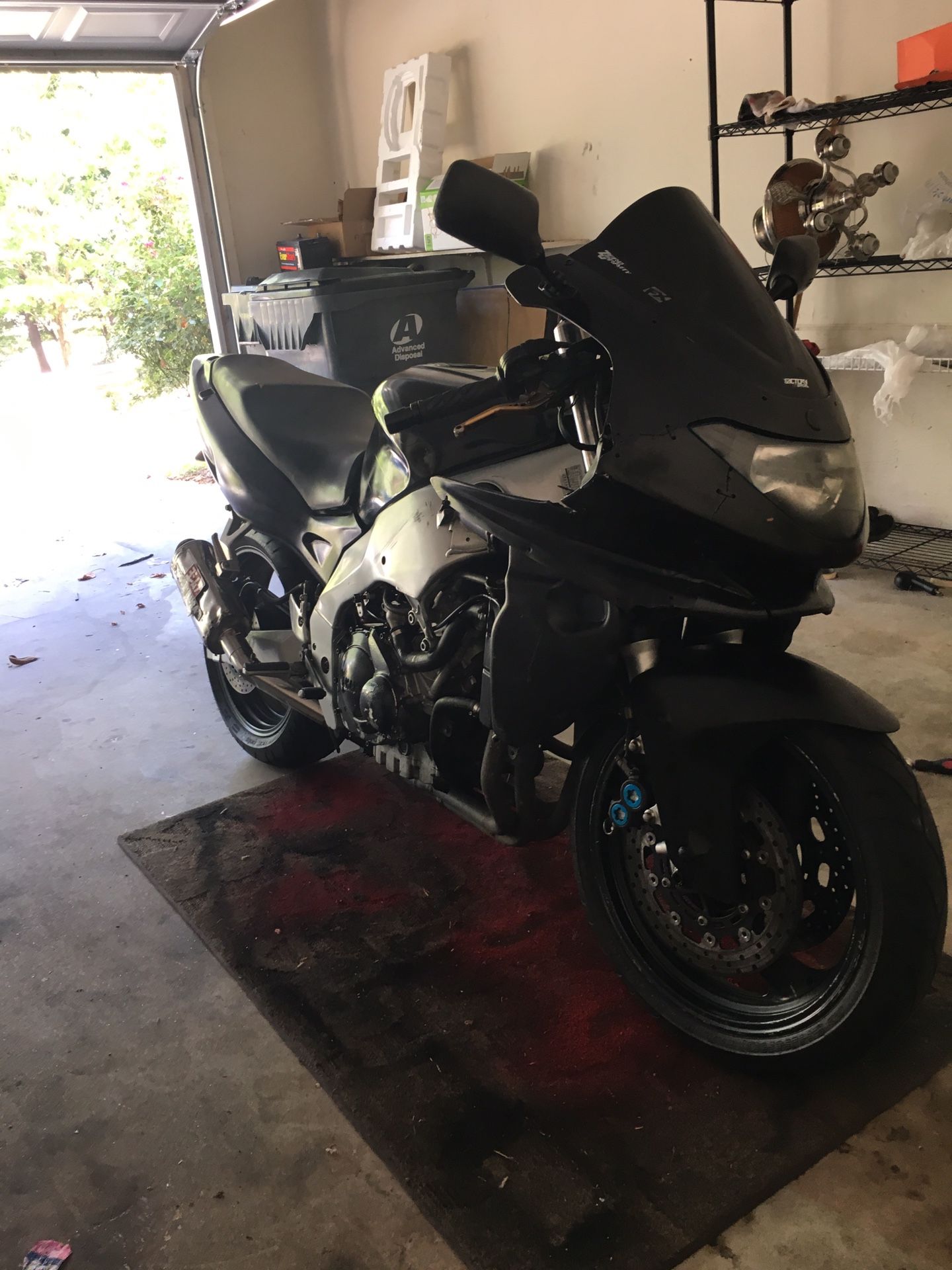 2003 Yamaha yzf600