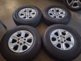 17"Rines y Llantas Toyota Tacoma 4Runner