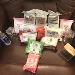 New Make Up Remover Wipes Lot