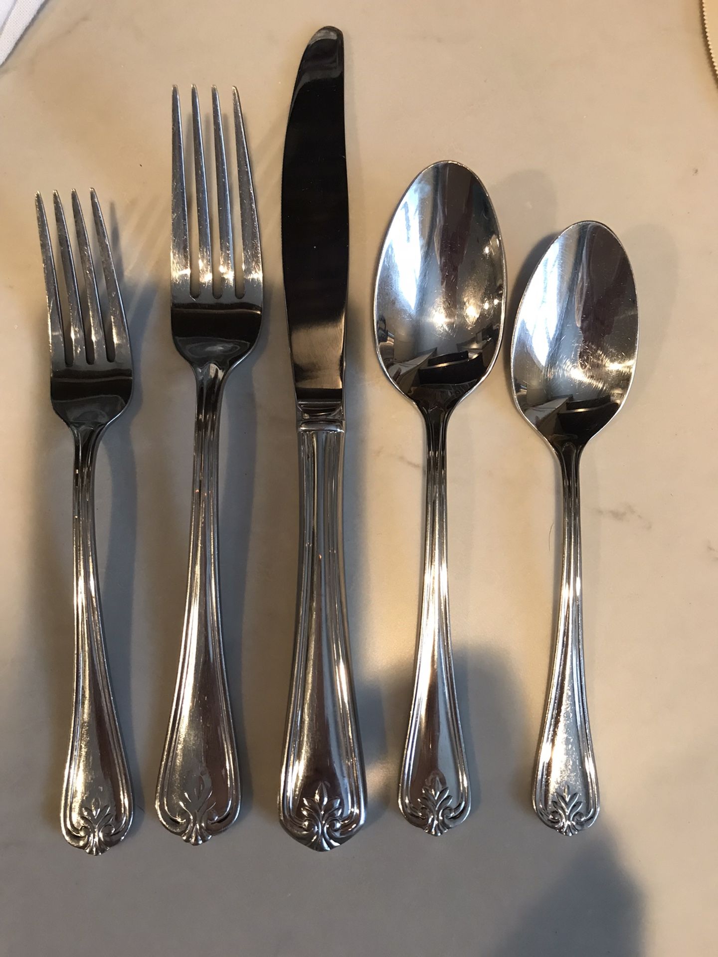 Lenox Flatware Butlers Gourmet for Sale in Knoxville, TN OfferUp