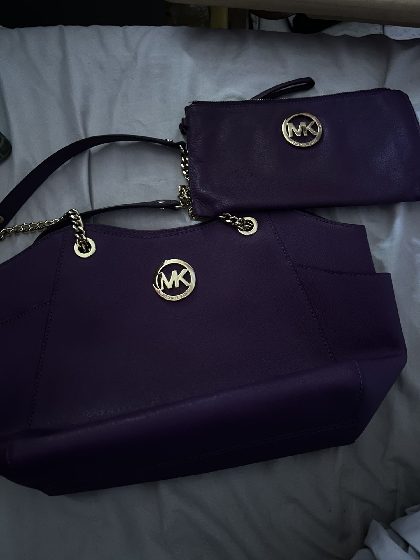 MK (Michael Kors) Purple Leather Purse With Wristlet 