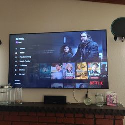 40-inch Samsung Smart Tv.