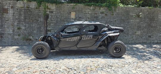 2022 Can Am XRS TURBO RR