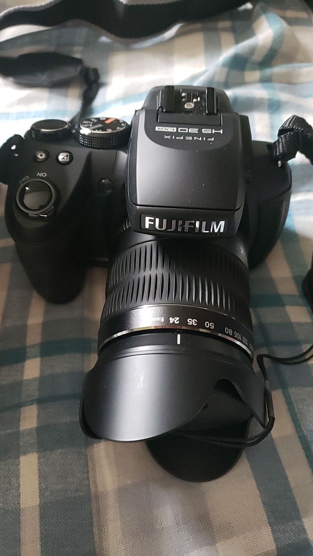 Fuji Film Fine Pix HS30 exr make an offer