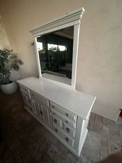 Giant vanity and dresser for sale