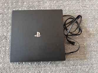 PS4 Pro  (Low Firmware)  + 8 Games