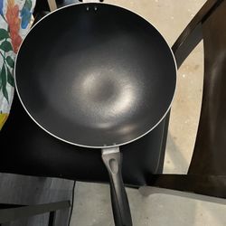 14 inch T-fal cooking wok