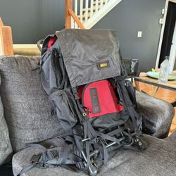 REI backpacking Pack Great Condition