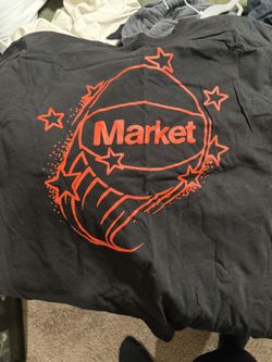 Market T-shirt