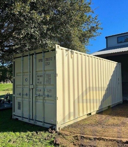 Don’t Over Pay for Your Storage Containers! How Does $400 Savings Sound?