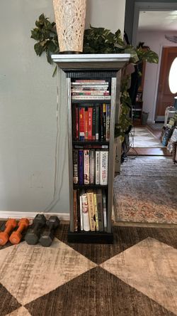 Short Bookcase Gray Black