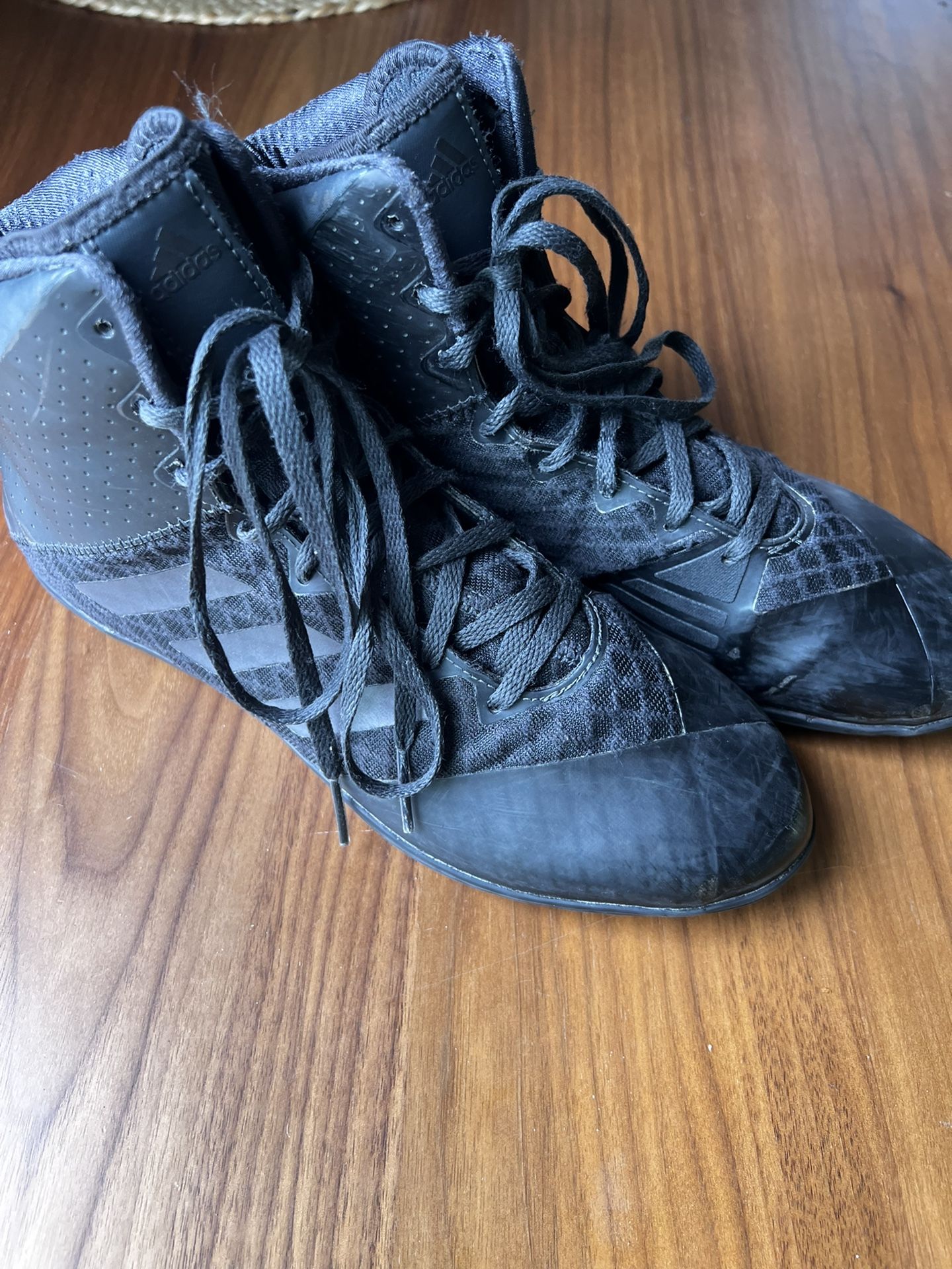 Wrestling Shoes, size 7 Mens