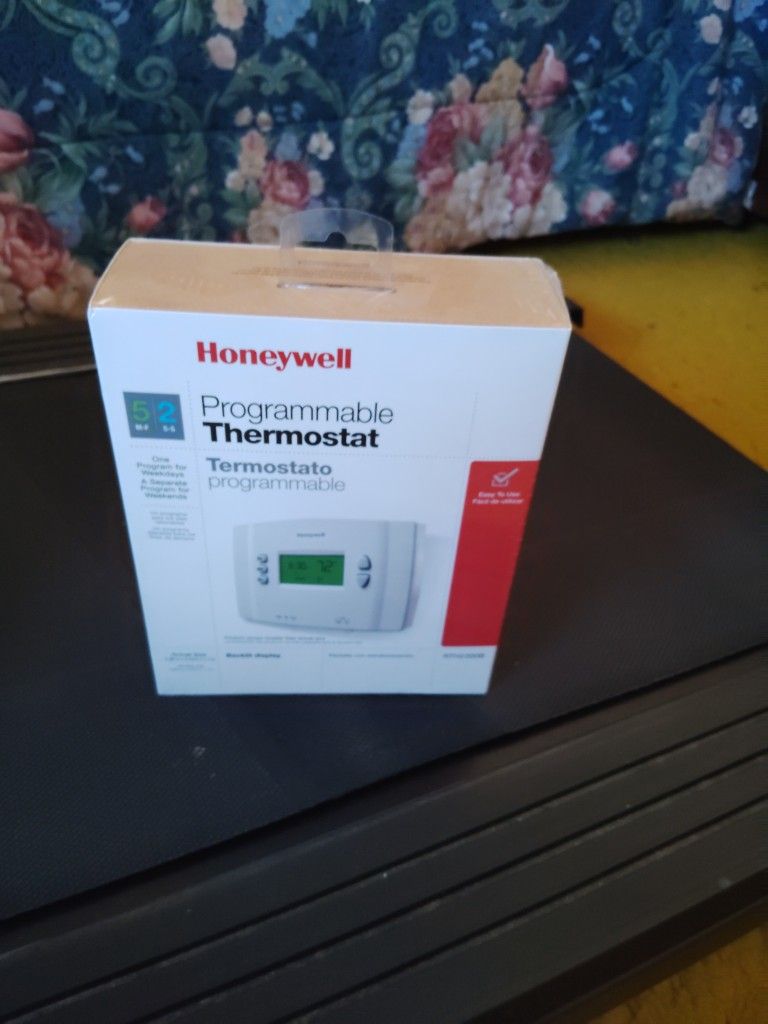 Brand New Honeywell Programmable Thermostat 