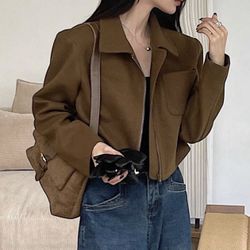🍁Nice Jacket/ Linda chaqueta.   Color brown.   