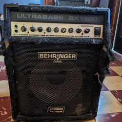 Behringer Ultra Bass BX 1200