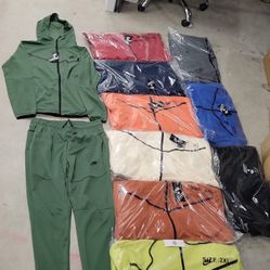 Men Nike Tech Full Suits