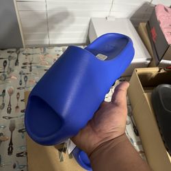 ADIDAS YEEZY SLIDE AZURRE