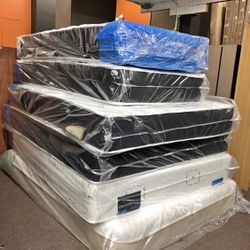 Queen Size Mattress And Boxspring Sale We Deliver !