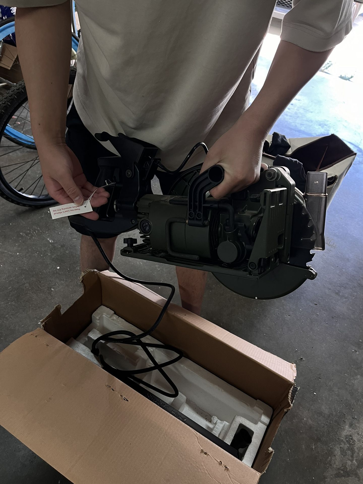 Cuz-D Straight Flush Circular Saw