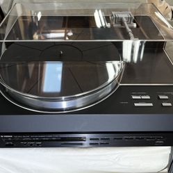 Yamaha PX 3 linear tracking turntable and T 70 tuner