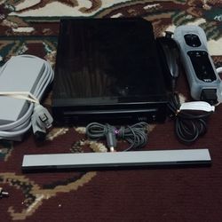 NINTENDO WII 128GB SYSTEM CONSOLE WITH 90 GAMES MICHAEL JACKSON MARIO KART JUST DANCE