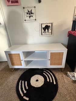WHITE TV CABINET