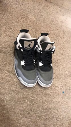 Jordan 4s